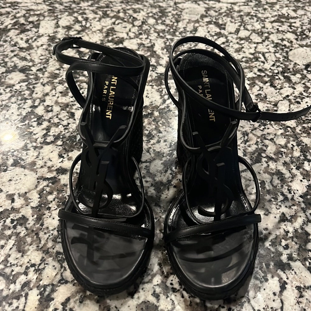 YSL wedges … like new 39 1/2. Size 8 1.2 - Picture 8 of 8